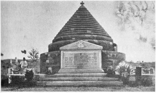 Памятник, сооруженный в Галлиполи в 1921 году
